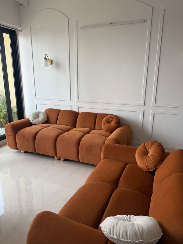 Shruti Kulkarni's photo